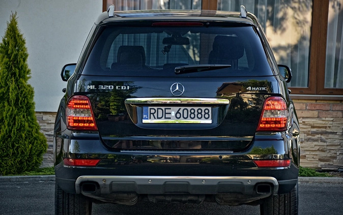 Mercedes-Benz ML cena 49999 przebieg: 330000, rok produkcji 2009 z Brzozów małe 781